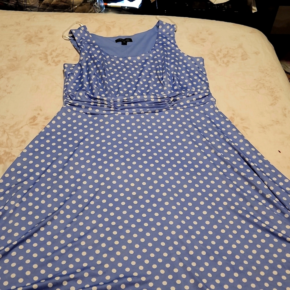 Perceptions 1X light blue summer knee length dress.